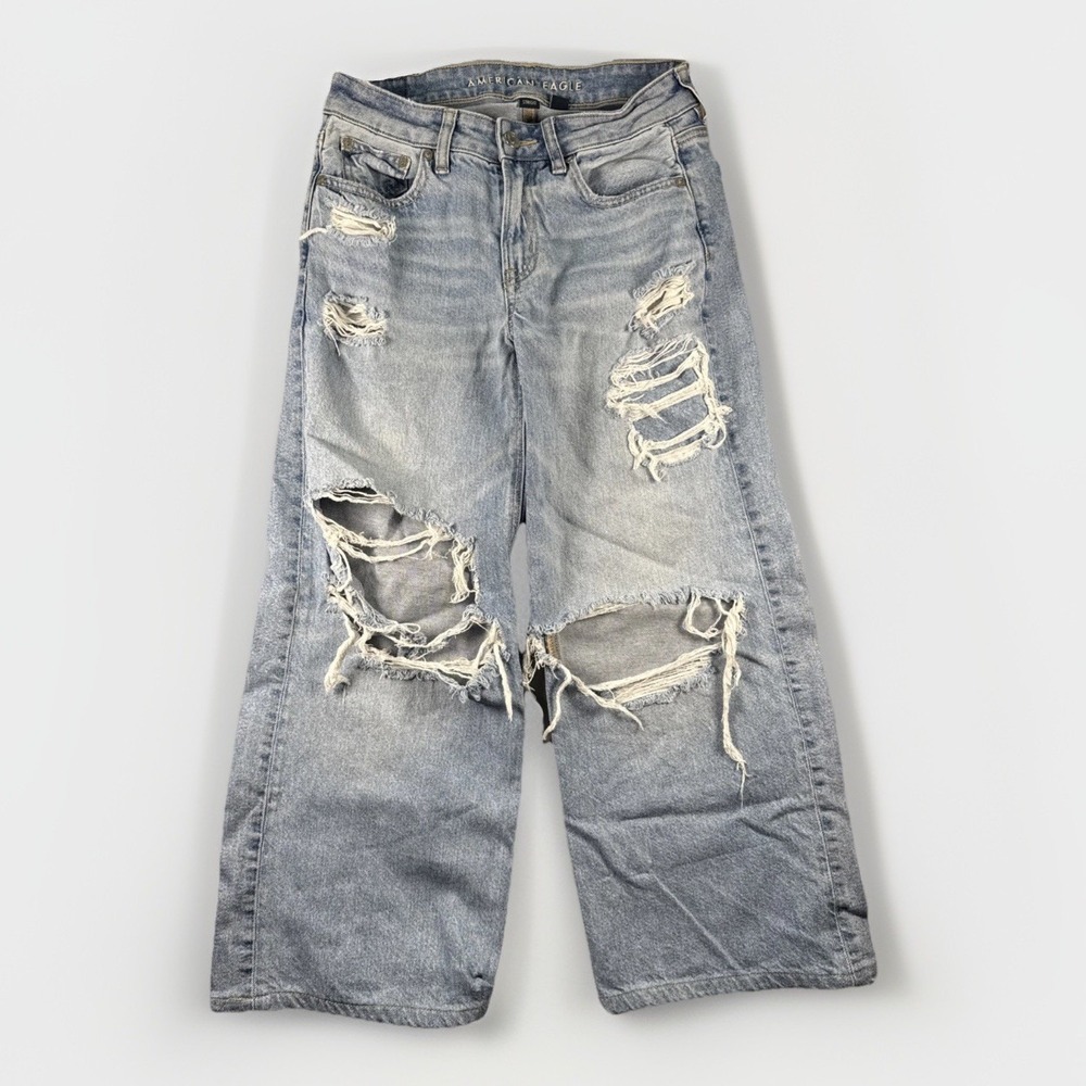 American Eagle Strigid Low Rise Baggy Wide Leg Women's Distressed Jeans 00 Short